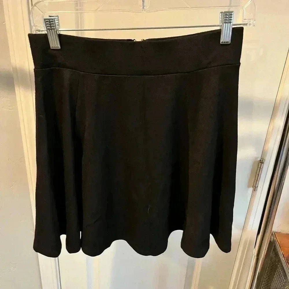 Divided Skirt - Small